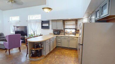1521 11th St, Waukegan, IL 60085 - photo 7