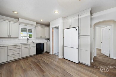 1503 9th Ave E, Twin Falls, ID 83301 - photo 7