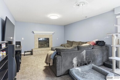 1101 Crest Rd, Papillion, NE 68046 - photo 7