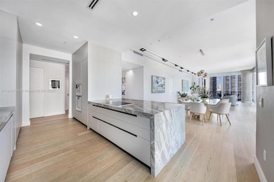 Asia unit 1403, Miami, FL 33131 - photo 2