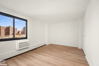 Southbridge Towers unit 8L, New York, NY 10038 - photo 2
