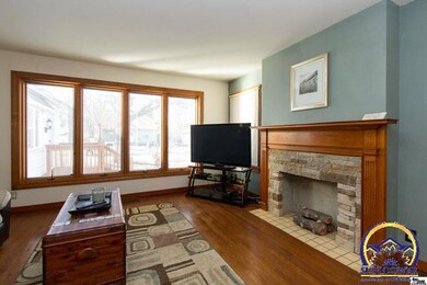 924 SW Plass Ave, Topeka, KS 66606 - photo 6