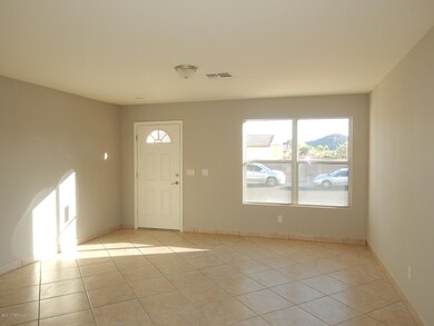 Entrance / Living Room