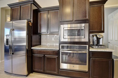5 Kitchen 4