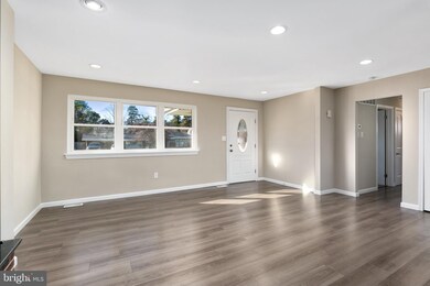 117 Juniper Ave, Berlin, NJ 08009 - photo 4