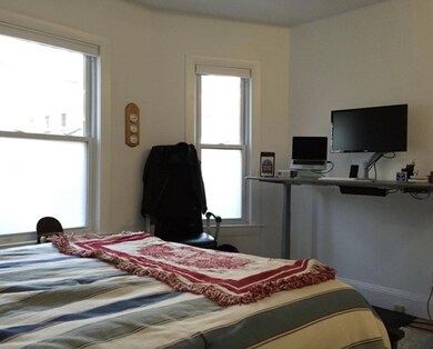 27 Marney St unit 2, Cambridge, MA 02141 - photo 4