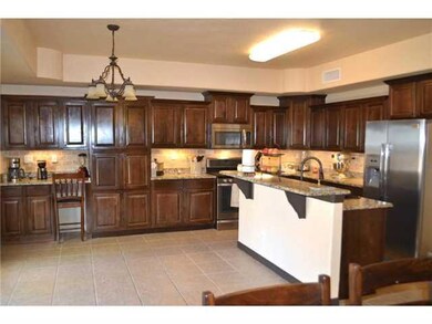 Kitchen. Breakfast Area, Breakfast Bar a