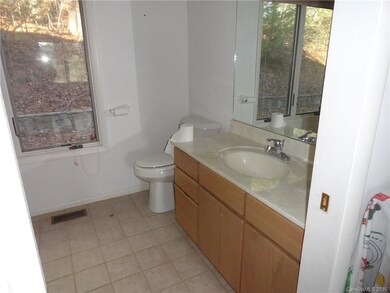 268 Hunters Ridge Rd, Burnsville, NC 28714 - photo 7