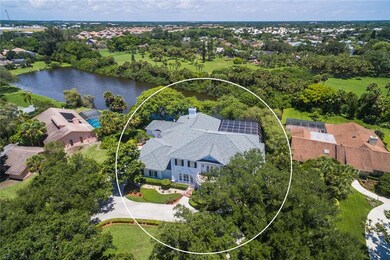 Quintessentially, Beneva Oaks is one of the most desirable neighborhoods in Sarasota! This gated community w/ tree lined streets of majestic oaks is centrally located to shopping, restaurants, downtown, Siesta Key Beach & within the Riverview High Sc