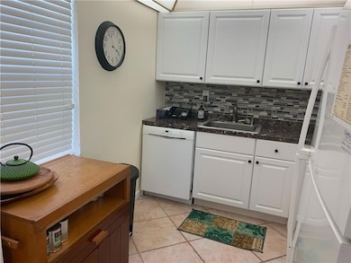 820 Flanders R unit 280, Delray Beach, FL 33484 - photo 4