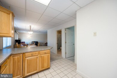 1000 Gravel Pike unit 3, Schwenksville, PA 19473 - photo 4