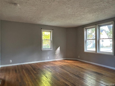 5447 North St, Dryden, MI 48428 - photo 7