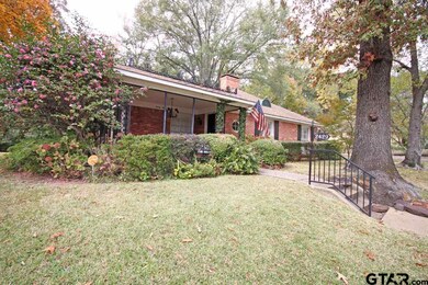 2429 2429 Oak Ln, Tyler, TX 75701 - photo 3