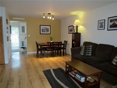 125 Commonwealth Dr, Bethlehem, PA 18020 - photo 5