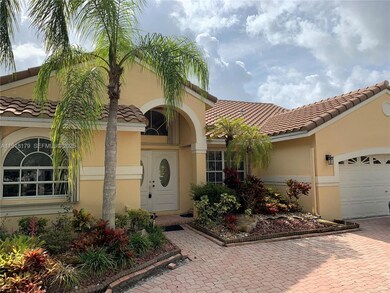 804 Verona Lake Dr, Weston, FL 33326 - photo 2