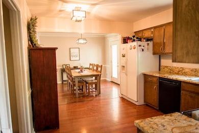 4B39493B-18F5-4E4F-9852-A4204D7DDBF0