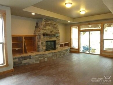 unlisted-address, Bend, OR 97702 - photo 2