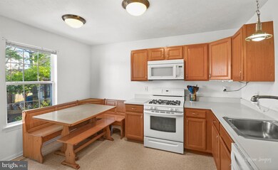 11200 Cristins Cir, Hagerstown, MD 21742 - photo 3