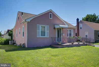 226 Folsom Ave, Folsom, PA 19033 - photo 2