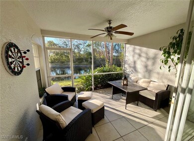 Sunroom with a healthy amount of sunlight, ceiling
