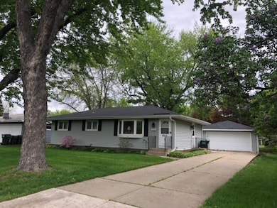 8615 Fremont Ave S, Bloomington, MN 55420 - photo 2