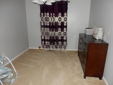 2261 Ferris Rd, Columbus, OH 43224 - photo 6