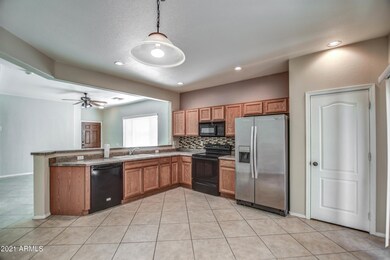 KITCHEN 4