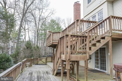 6189 Snowhill Ct, Centreville, VA 20120 - photo 3
