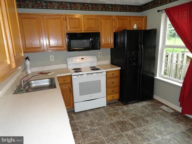 1403 Saint Christopher Ct, Edgewood, MD 21040 - photo 5