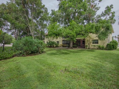 400 18th St unit M1, Vero Beach, FL 32960 - photo 2