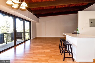 7857 Enola St unit 206, McLean, VA 22102 - photo 6