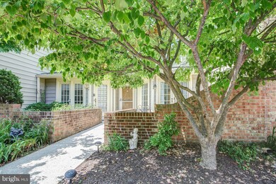 10836 Luxberry Dr, Rockville, MD 20852 - photo 6