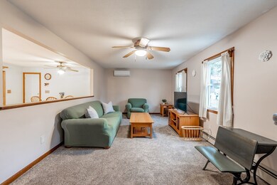 12 Kimberly Ln, Easthampton, MA 01027 - photo 4