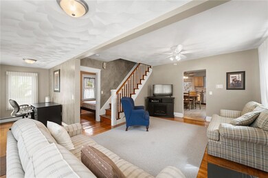 15 Locust Ave, North Providence, RI 02911 - photo 2