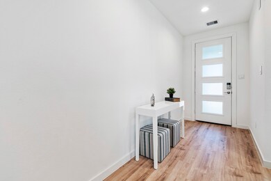 10205 Prairie Creek Ln, Conroe, TX 77384 - photo 6