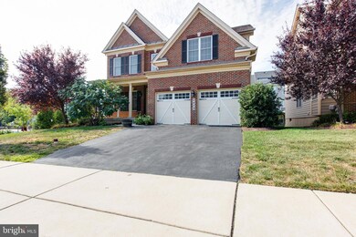 2409 Clubhouse Dr, Hanover, MD 21076 - photo 5