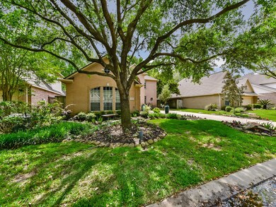 9423 Fern Wood Forest, Houston, TX 77040 - photo 3