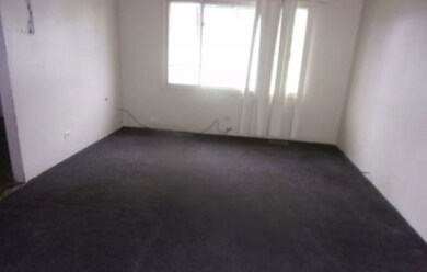 17751 Hillcrest Dr, Country Club Hills, IL 60478 - photo 3