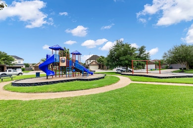 31031 Sundance Woods Ct, Spring, TX 77386 - photo 5