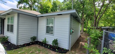 8805 Lomax St, Houston, TX 77093 - photo 3
