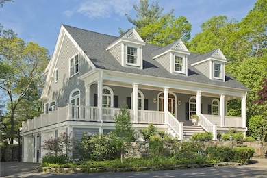 237 Leavitt St, Hingham, MA 02043 - photo 2