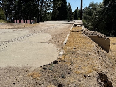 10 Winding Way, Running Springs, CA 92382 - photo 4