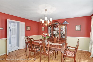 07-Dining Room