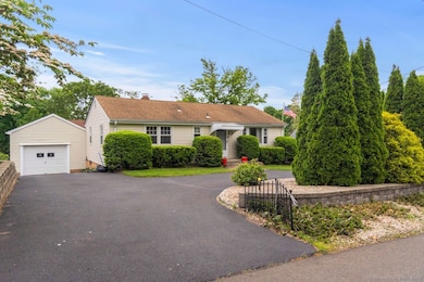 Circular driveway with center island