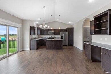 10911 N Tuscany Ridge Ct, Dunlap, IL 61525 - photo 6