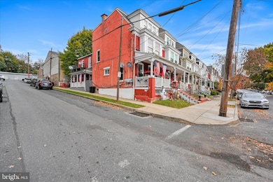 629 E End Ave, Lancaster, PA 17602 - photo 2