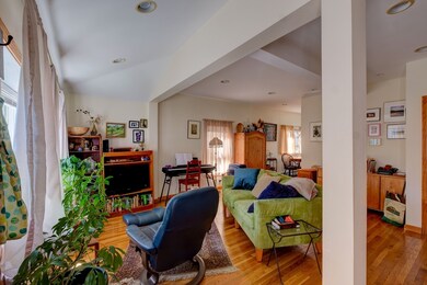 20 Hanson Ave, Somerville, MA 02143 - photo 6