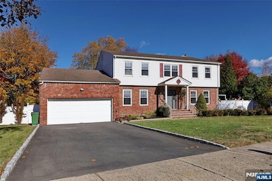 265 Purdue Ct, Paramus, NJ 07652 - photo 3