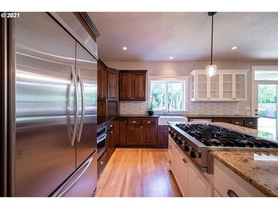 2667 Valley Forge Dr, Eugene, OR 97408 - photo 7