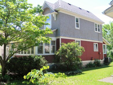 262 W 12th St (47)